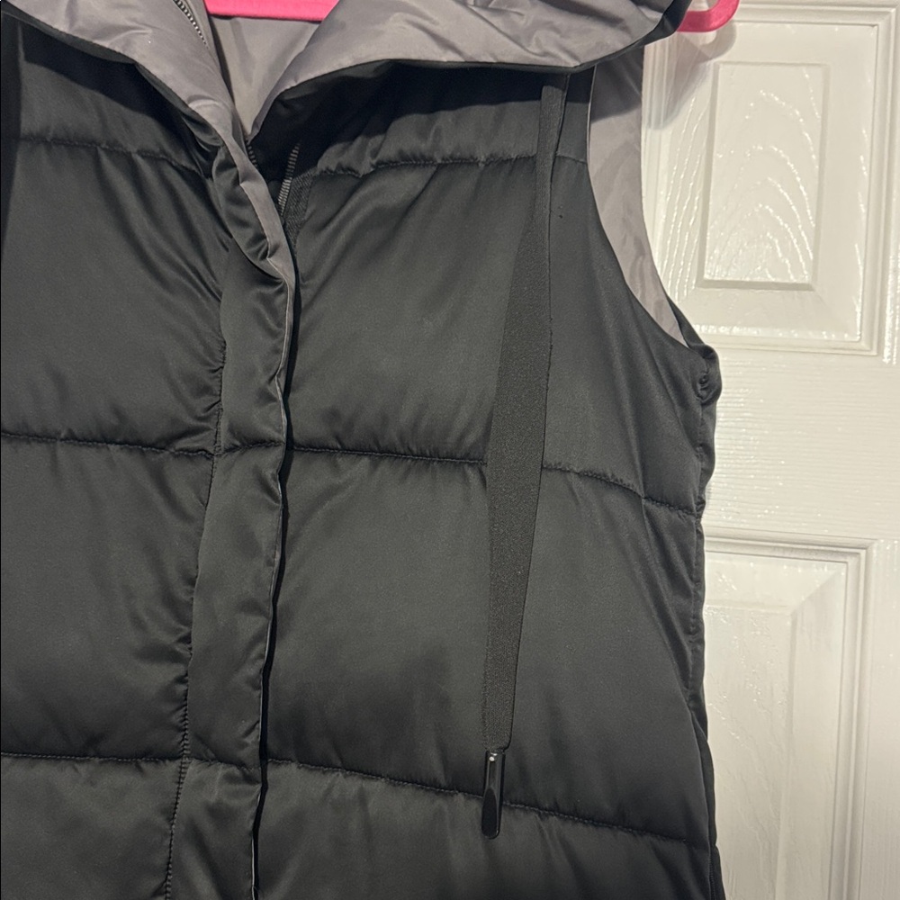 Zara long black hooded vest - Picture 2 of 4